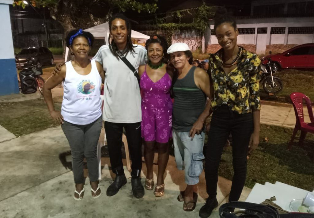 Diretores da Outeiro Verde na Feira Multicultural de Outeiro